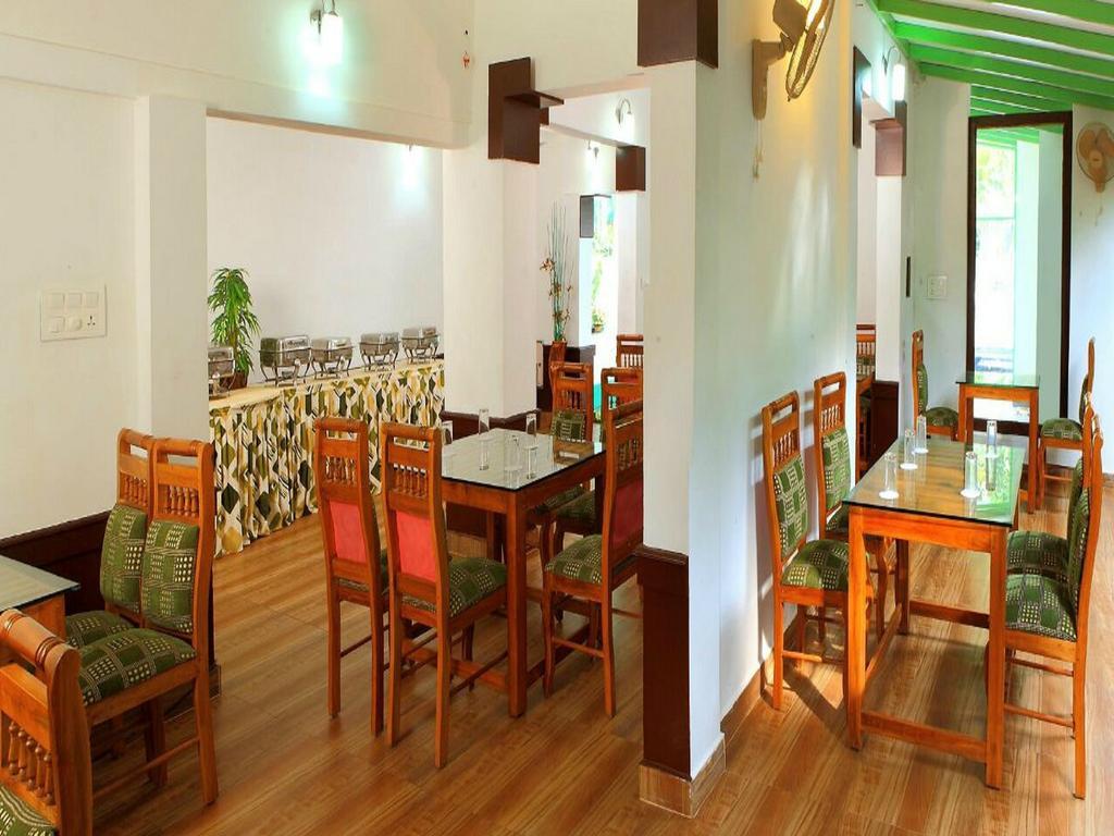 Thekkady Spice Valley Holiday Hotel Exterior foto